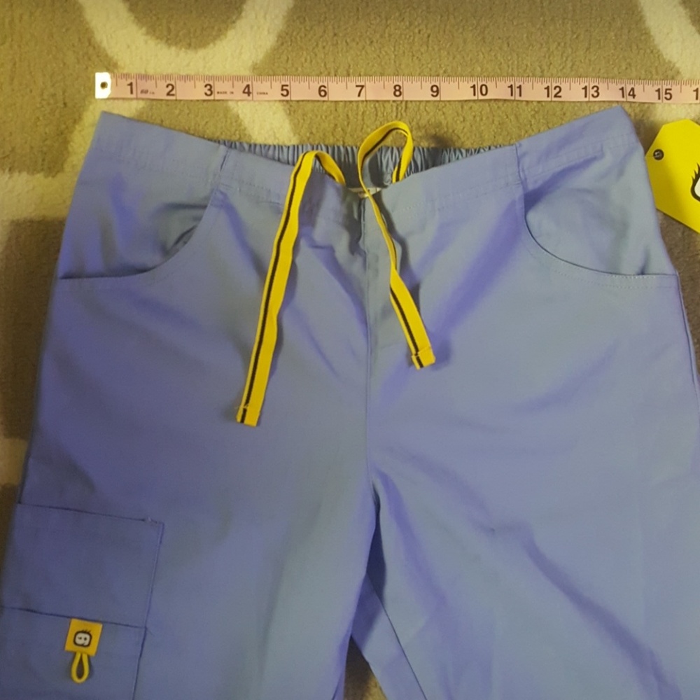 Wonder wink scrub pants